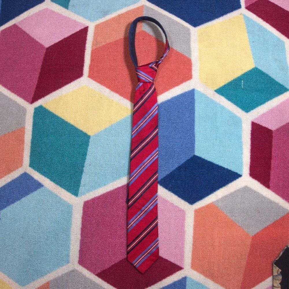 Tommy Hilfiger Men's Necktie Tie Red Blue‎ White Stripe
